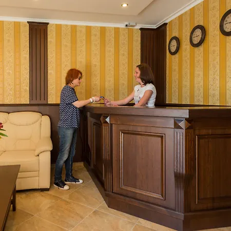 Sea Palace 3*